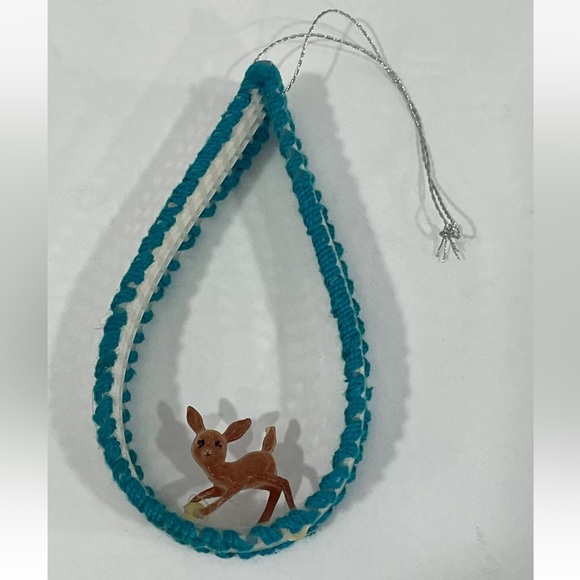 Vintage Lot of 4 Handmade Christmas Ornaments Needlepoint Reindeers 3 to 6 In - Picture 3 of 5